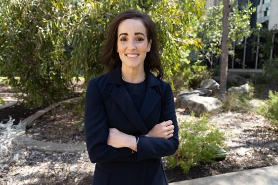 Dr Amanda Nikolic