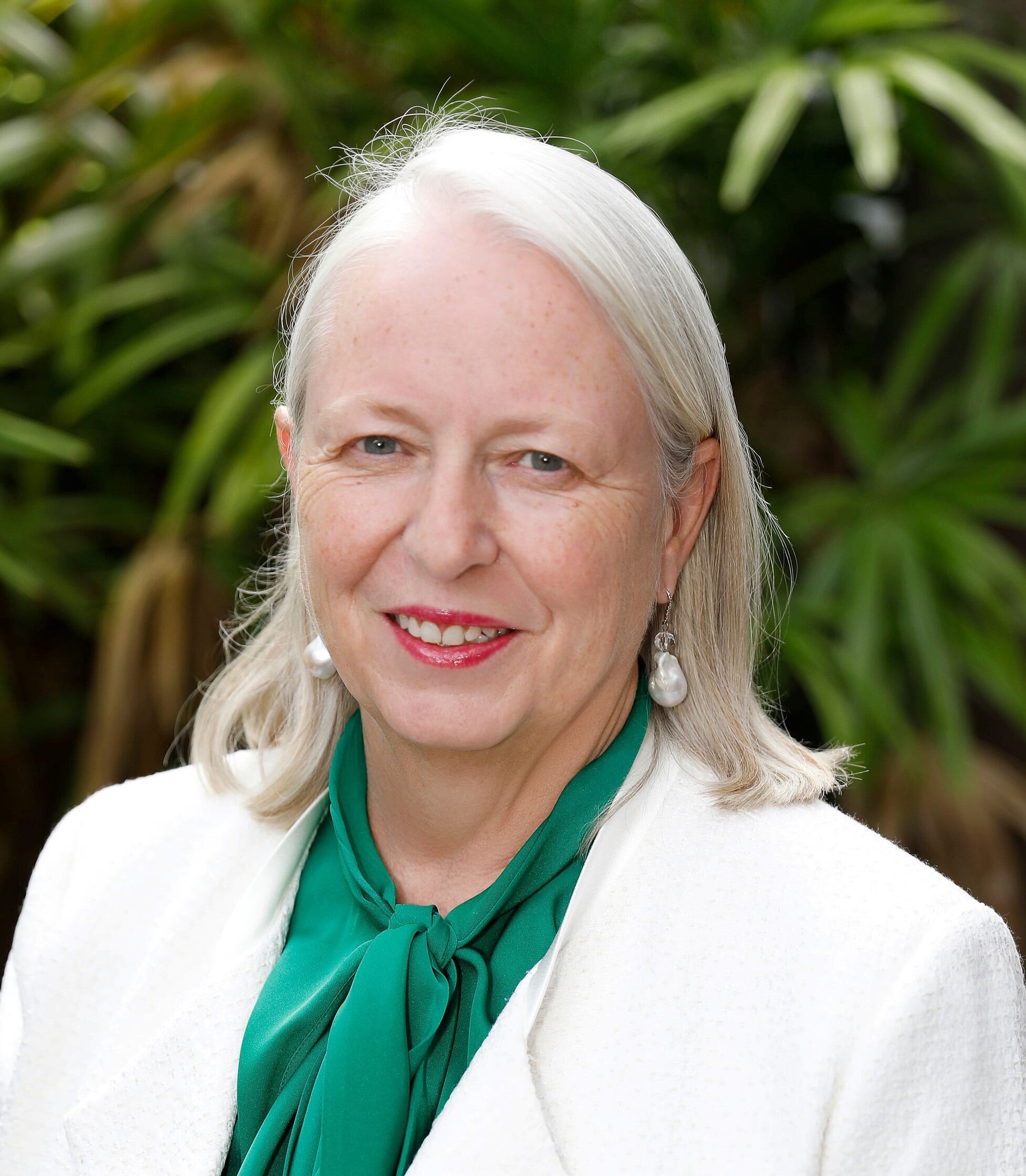 Dr Marie Burke